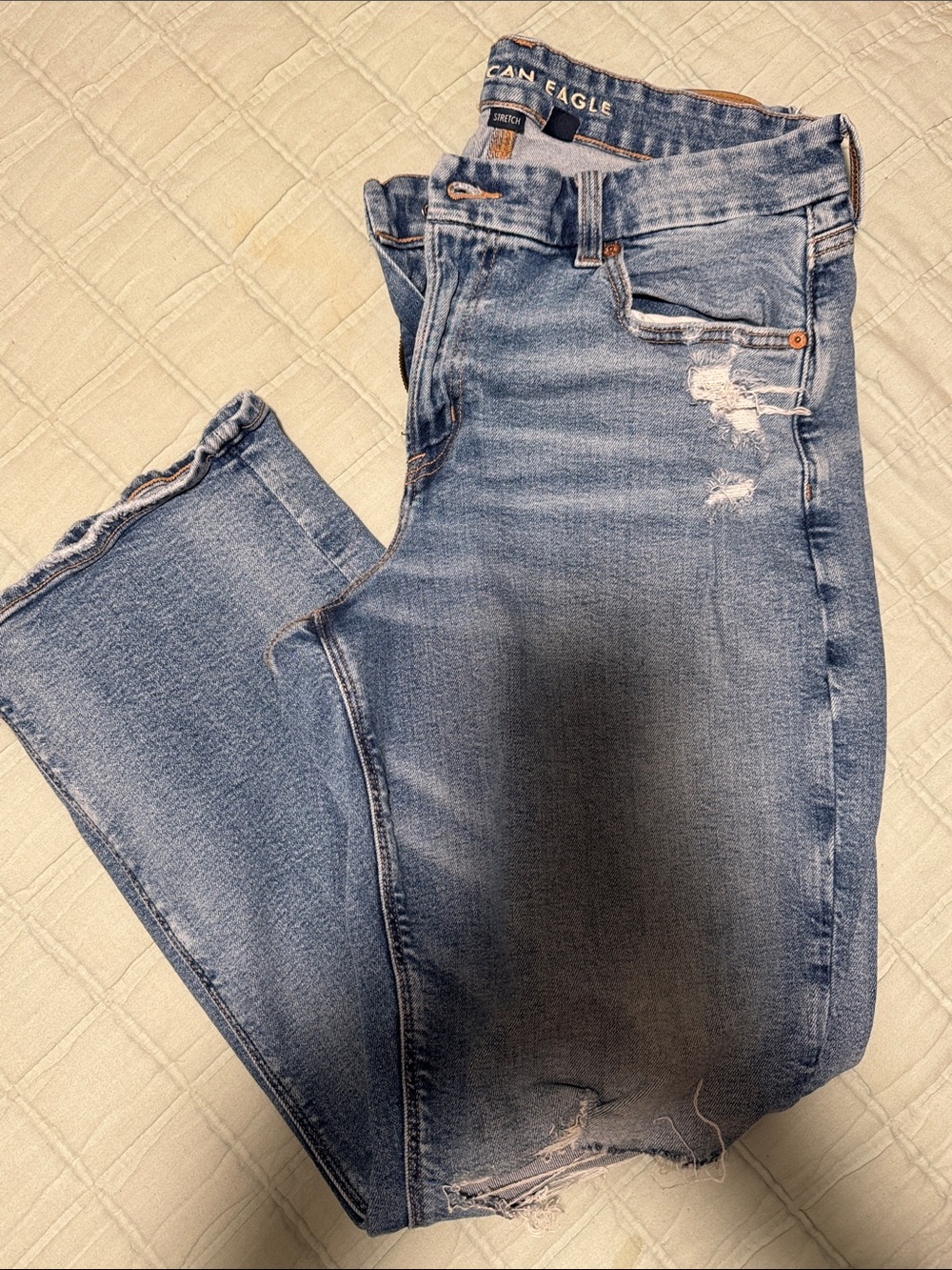 American Eagle Outfitters Women's Straight Leg curvy Light Blue Distressed Jeans